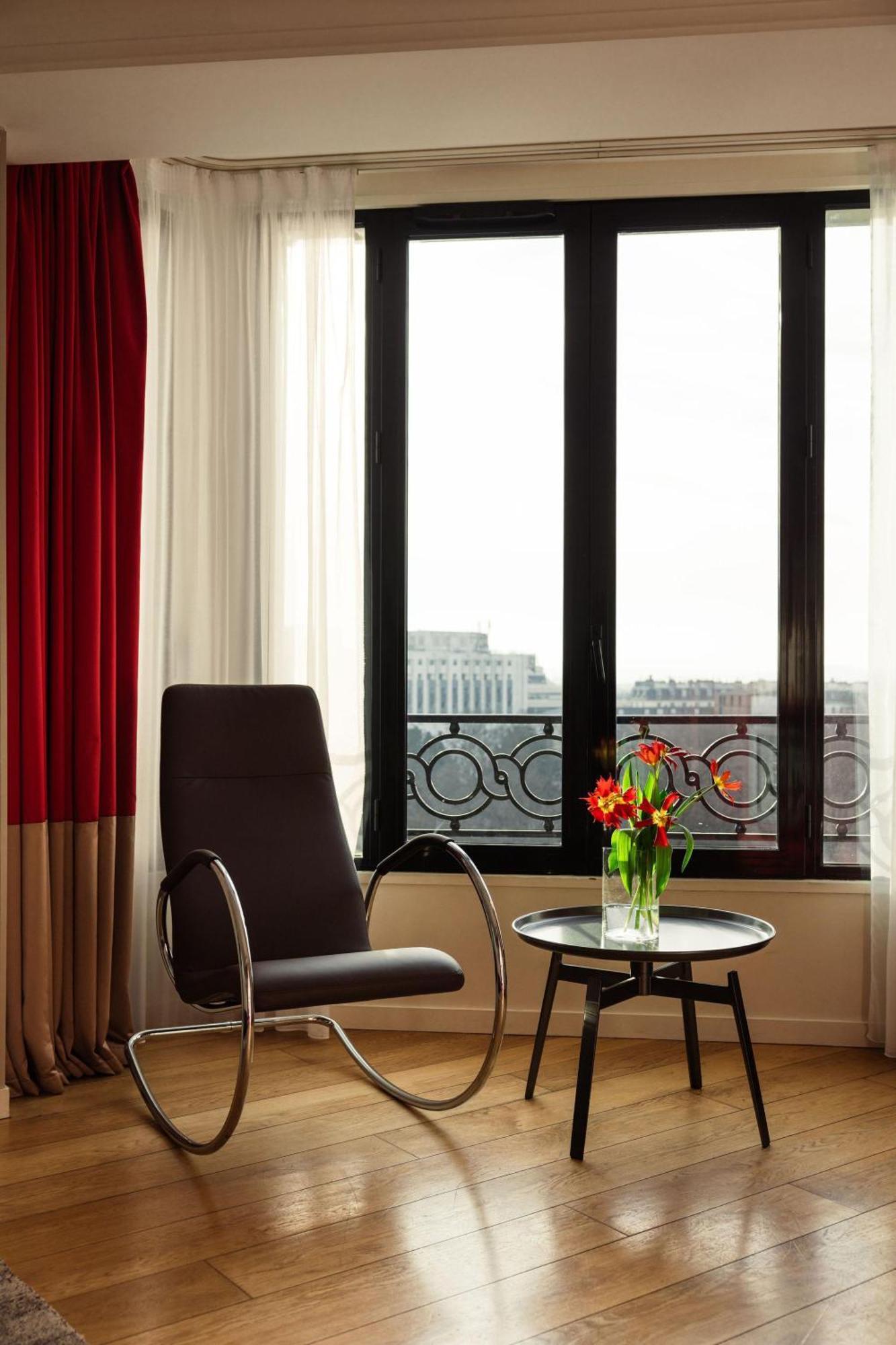 Terrass" Hotel Париж Екстериор снимка